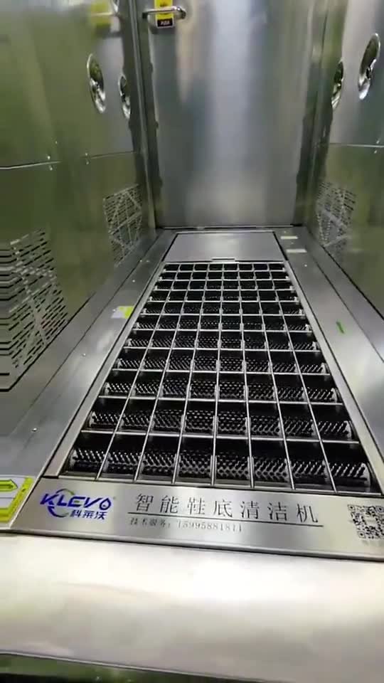 Klevo roller-brush deck, installed — ISK Technologies cleanroom installation